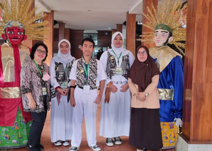 Guru dan Tim LCC IPS
